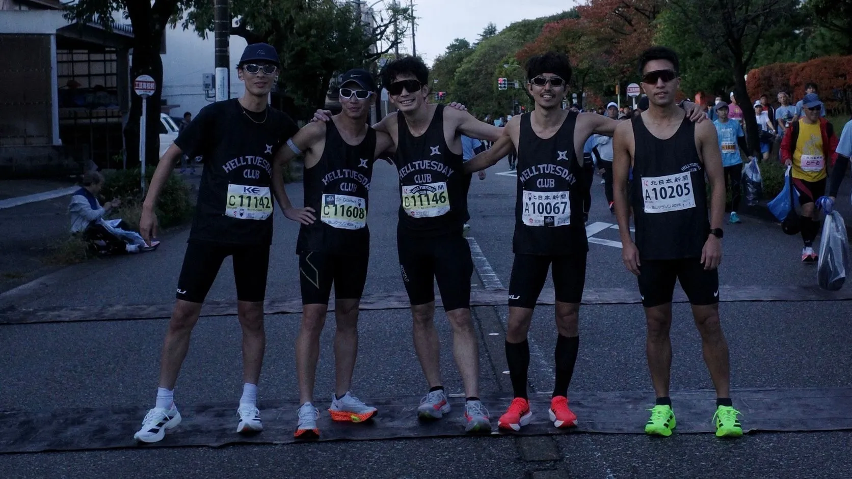 HELL TUESDAY CLUB running club in Osaka Castle Park, Japan